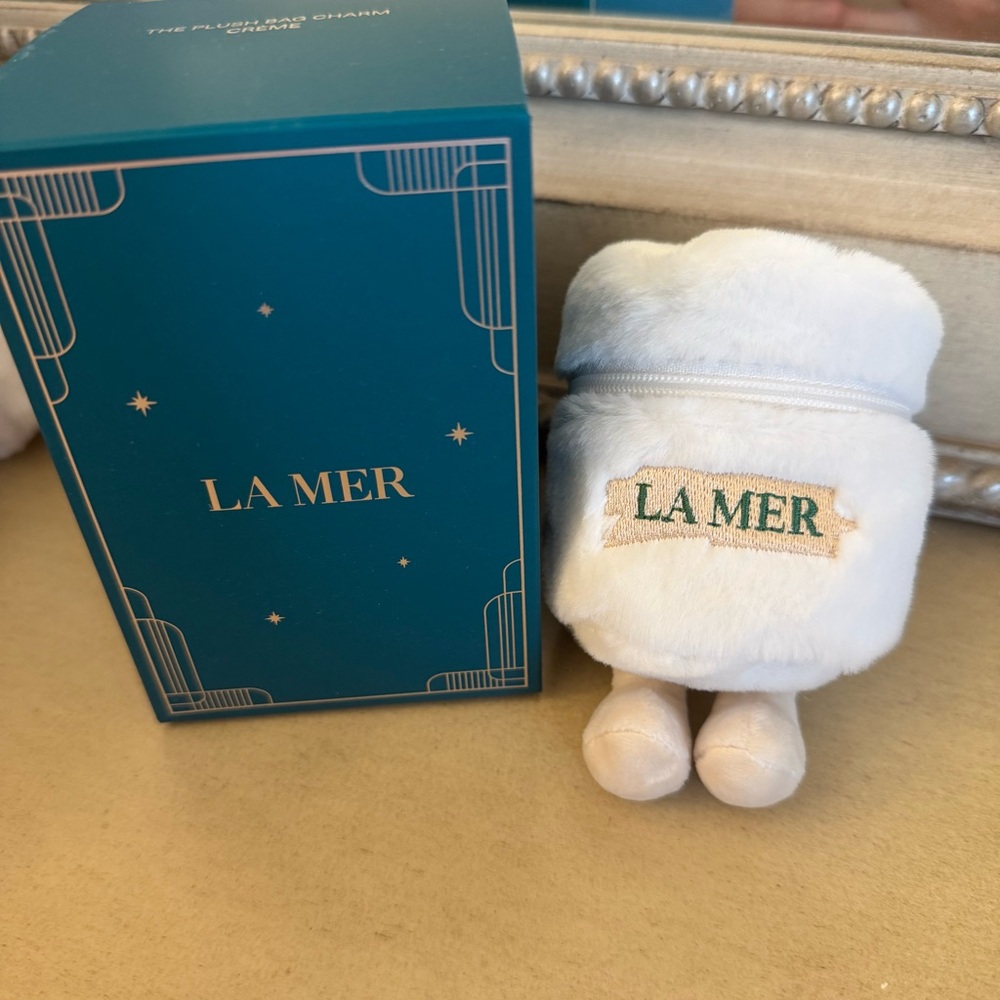 La Mer new White Plush Charm with Box